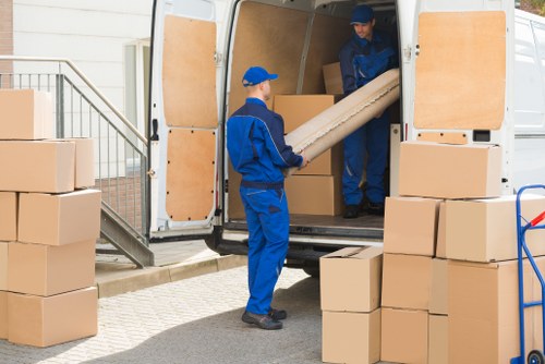 Man with a van service in Haringey supporting local moves