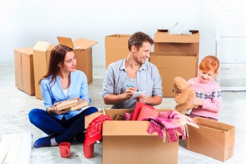 Local moving van for business and home transport in Haringey